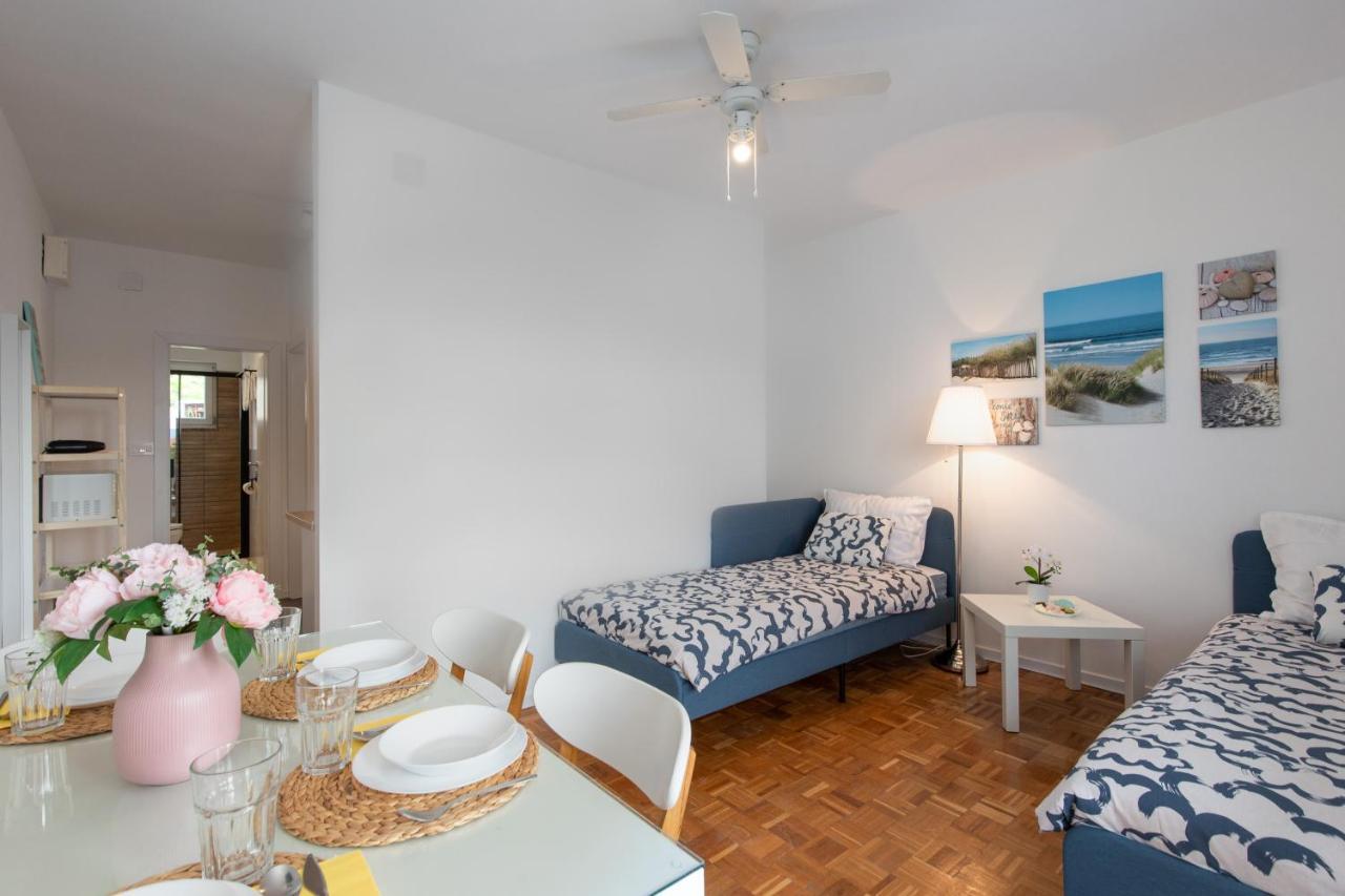 Oleander Appartement Malinska Buitenkant foto